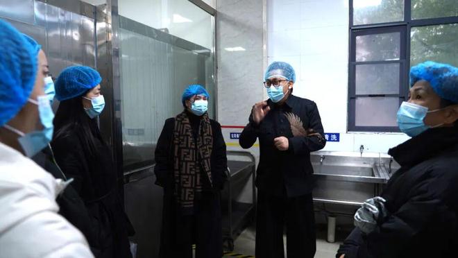 堂开放日活动共筑校园饮食安全防线pg电子免费模拟器大冶一中举办食(图8) 堂开放日活动共筑校园饮食安全防线pg电子免费模拟器大冶一中举办食(图8)